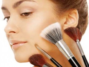 عیوب پوستی خود را با کمک آرایش برطرف سازید